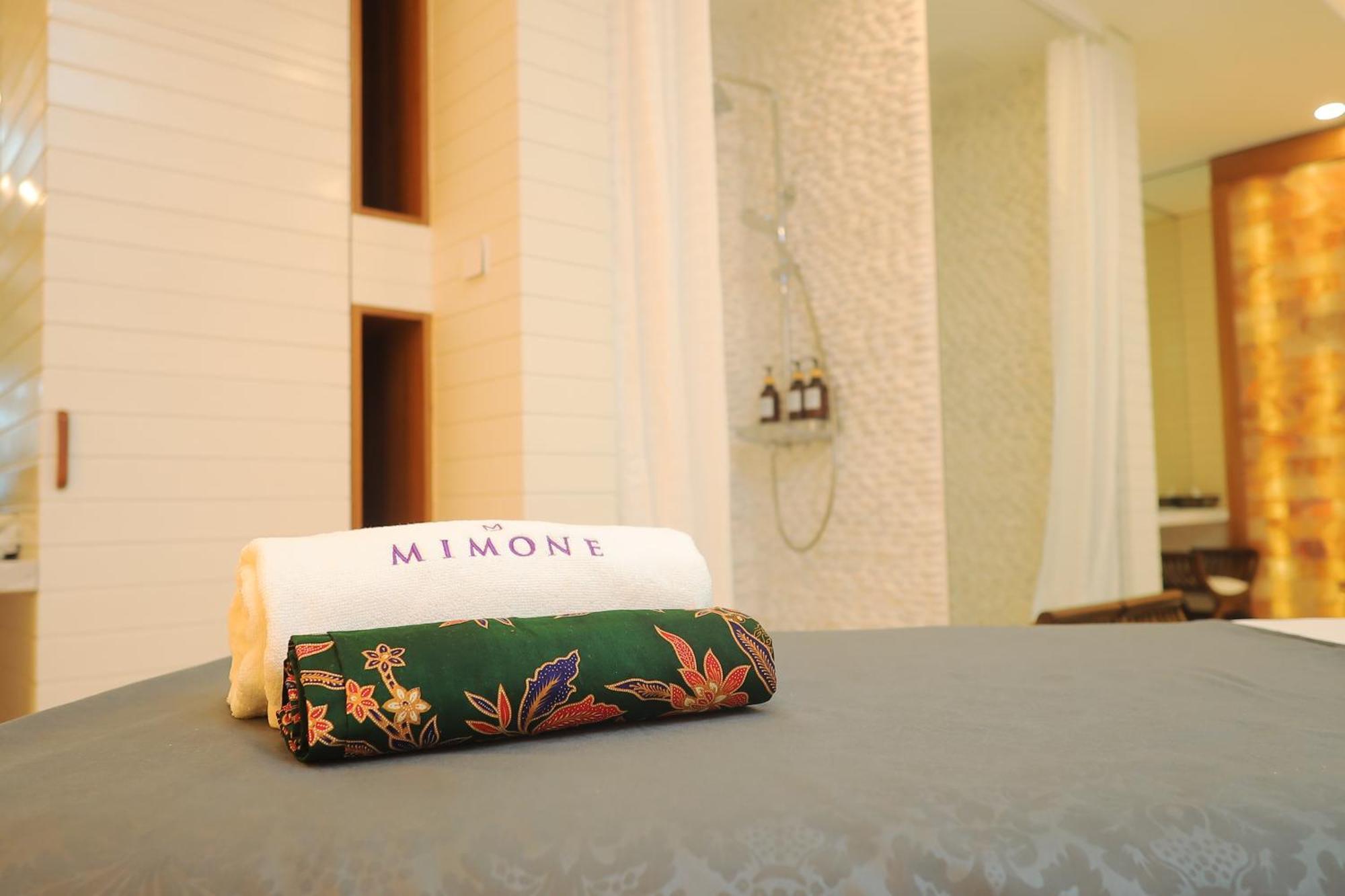 The Riyaz Lavanya Langkawi Pantai Cenang  Extérieur photo A folded bath towel